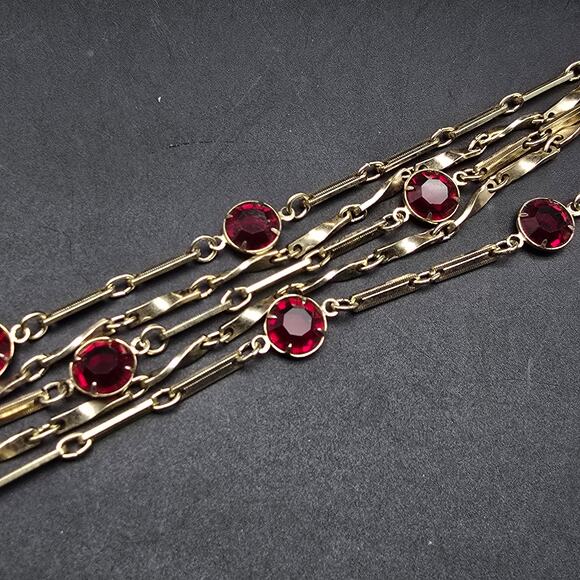 Coro Gold Tone Chain Bracelet with Red Rhinestones Layered Vintage Jewelry - Picture 4 of 11